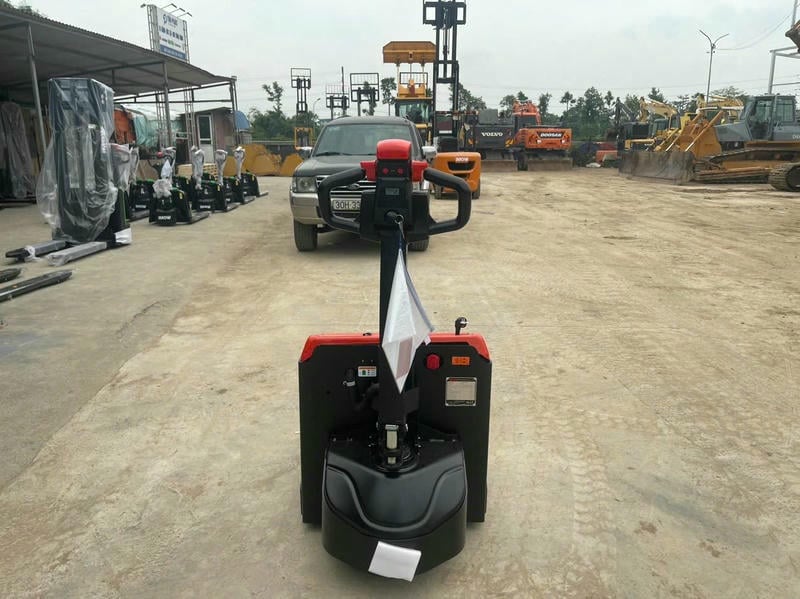 Chọn tải trọng nên dựa trên khối lượng hàng lớn nhất cộng thêm biên